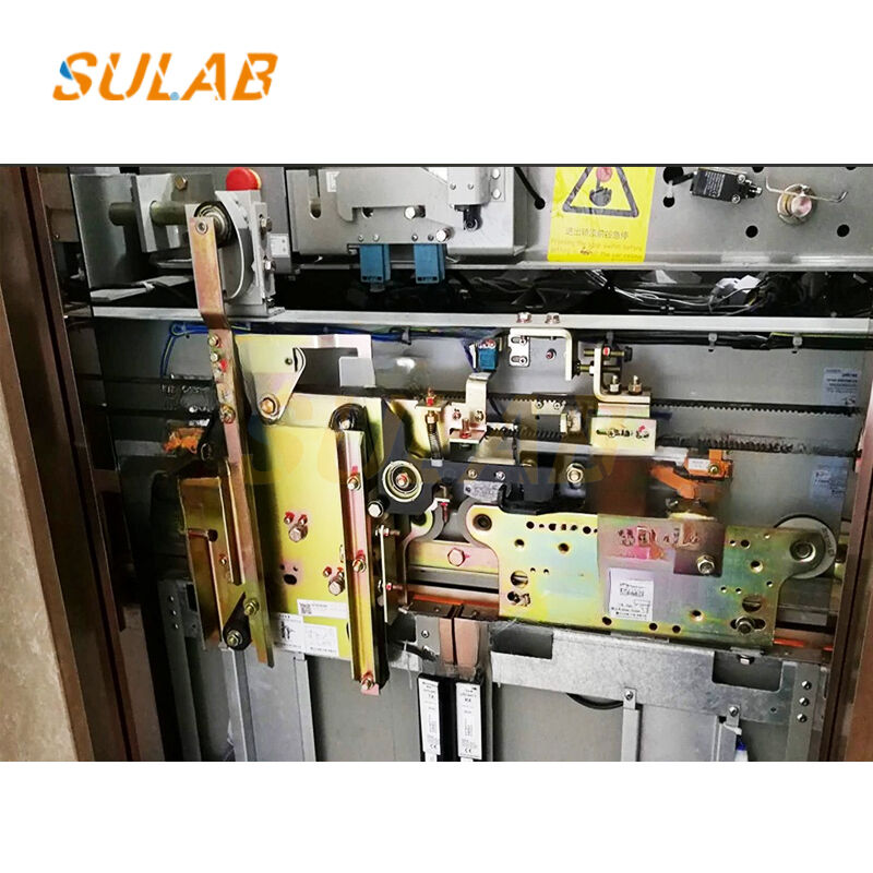 CDL-CS00CD2 Elevator Door Knife Vane Cam with Galvanized Steel Plate and Wear-Resistant Nylon Rollers for Fermator Door Operator
