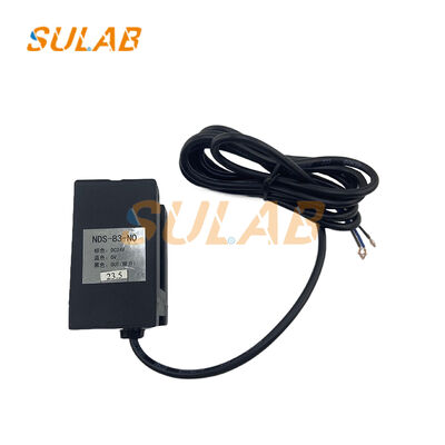 Датчик выравнивания лифта серии NDS-83 с фотоэлектрическим бесконтактным обнаружением для точности до миллиметра и двухканальным выходом